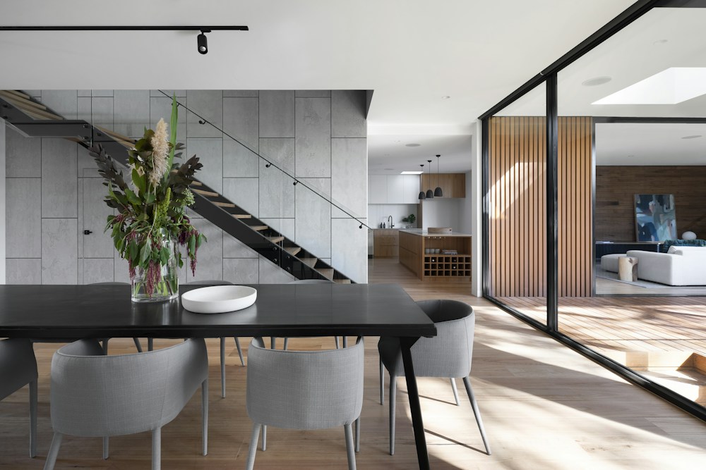 Bright contemporary living room with neutral furnishings
